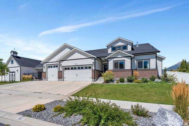 583 E PARKER PL, Vineyard, UT 84059