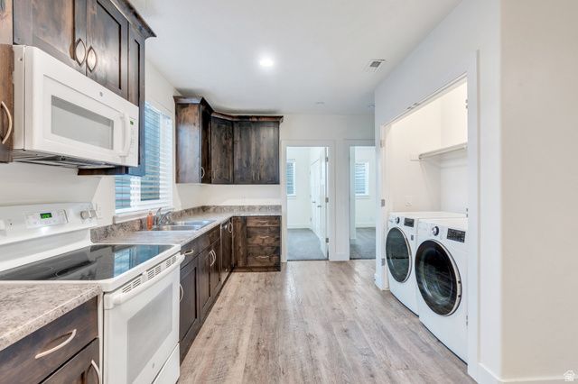 583 E PARKER PL, Vineyard, UT 84059