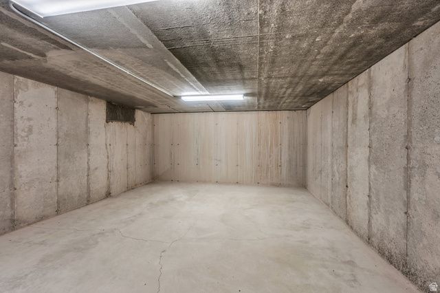 583 E PARKER PL, Vineyard, UT 84059