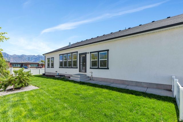 583 E PARKER PL, Vineyard, UT 84059