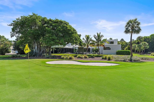 12 N Beach Road, Jupiter Island, FL 33455