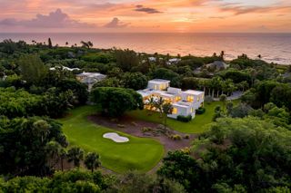 12 N Beach Road, Jupiter Island, FL 33455