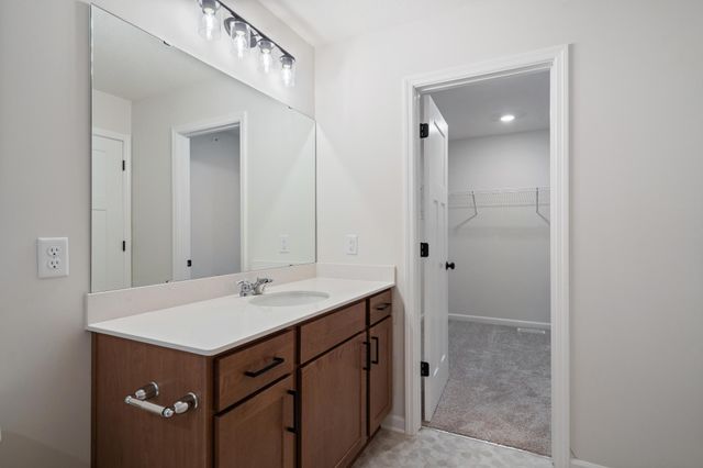 10316 Birchwood Circle, Victoria, MN 55318