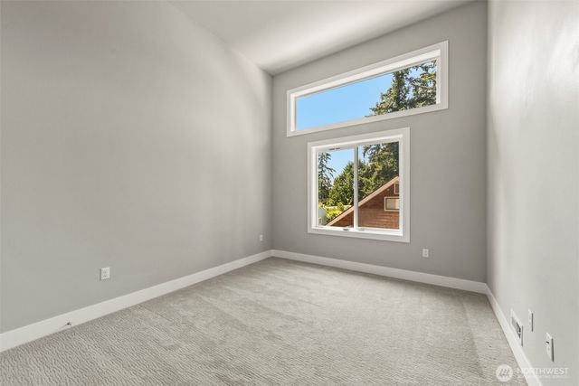 15204 Greenwood Avenue N, Shoreline, WA 98133