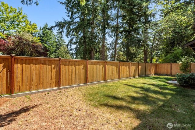 15204 Greenwood Avenue N, Shoreline, WA 98133