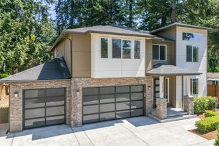 15204 Greenwood Avenue N, Shoreline, WA 98133
