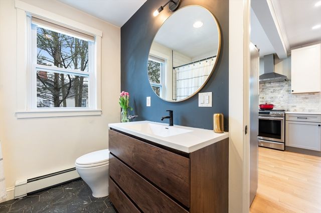8 Horton St, Saugus, MA 01906