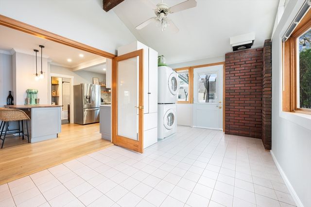 8 Horton St, Saugus, MA 01906