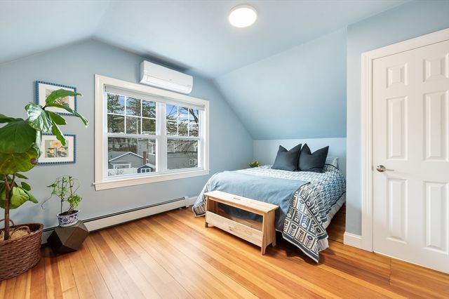 8 Horton St, Saugus, MA 01906