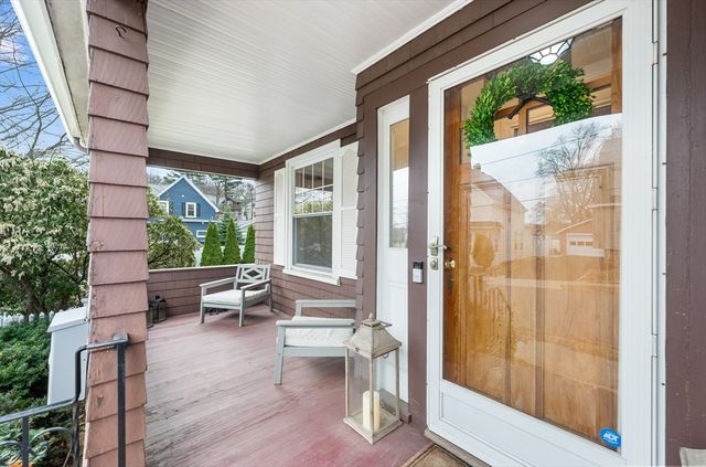 8 Horton St, Saugus, MA 01906