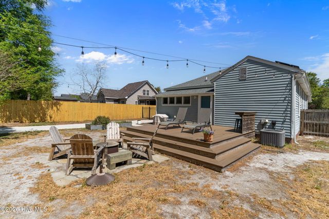 1016 S 12th Street, Wilmington, NC 28401