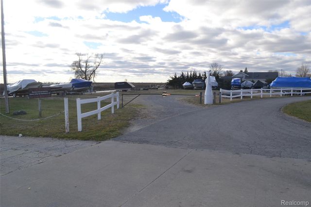 2347 E Bay Ridge Drive, Au Gres, MI 48703