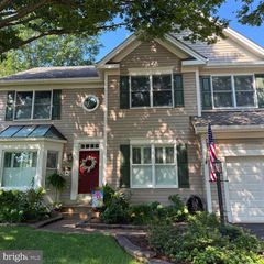 13212 WINDY LEAF CT, Woodbridge, VA 22192