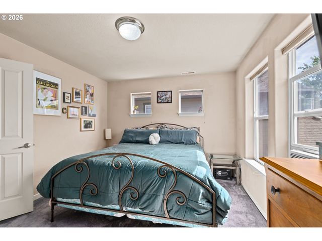 9231 N HAVEN Ave, Portland, OR 97203