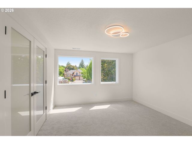 16217 Sw SHELTON St, Beaverton, OR 97078