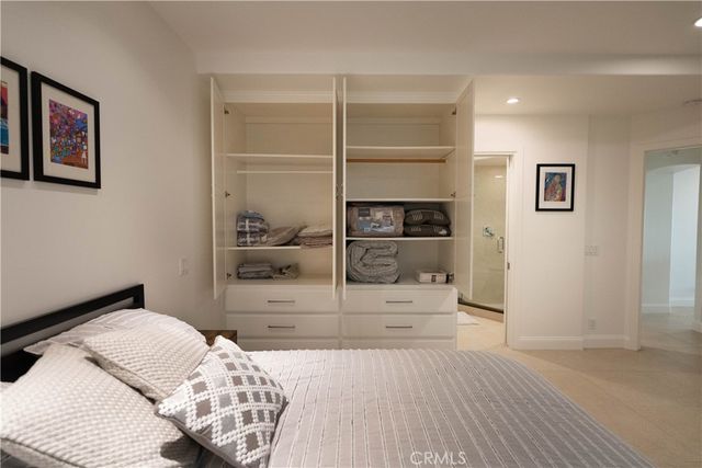 558 Cliff Drive, Laguna Beach, CA 92651
