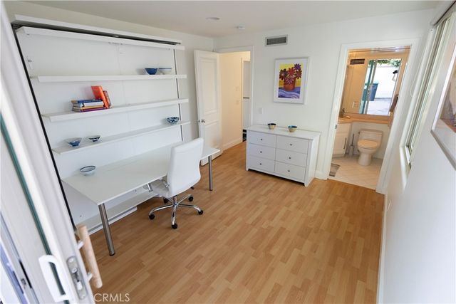 558 Cliff Drive, Laguna Beach, CA 92651