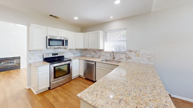 7913 Rice Drive, Rowlett, TX 75088