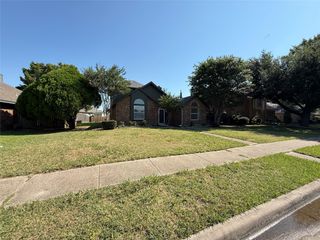 7913 Rice Drive, Rowlett, TX 75088