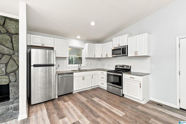 5152 BEACON DRIVE, Birmingham, AL 35210