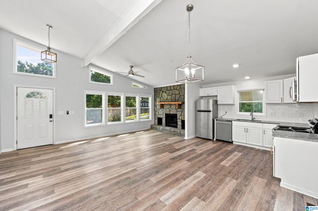 5152 BEACON DRIVE, Birmingham, AL 35210