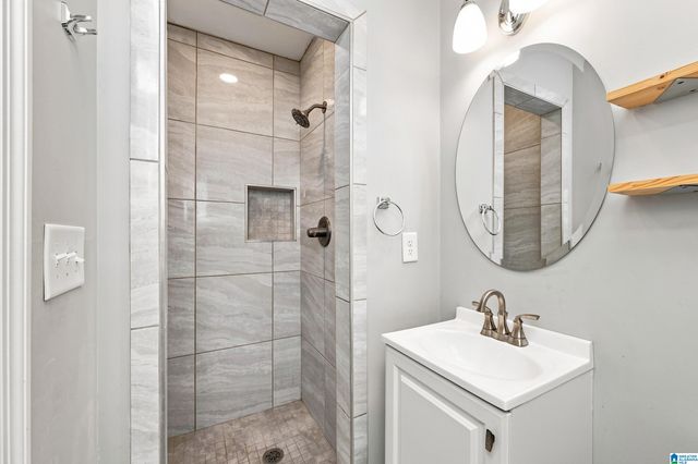 5152 BEACON DRIVE, Birmingham, AL 35210