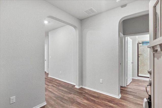 6313 Wagon Spring ST, Del Valle, TX 78617