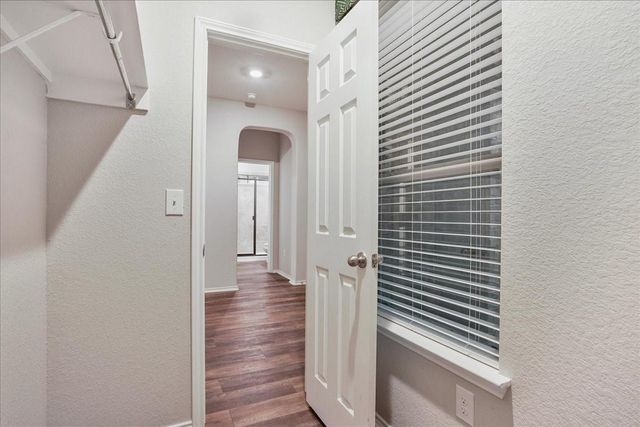 6313 Wagon Spring ST, Del Valle, TX 78617
