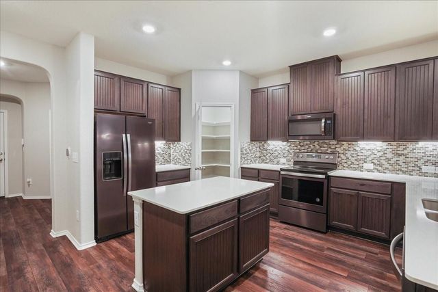 6313 Wagon Spring ST, Del Valle, TX 78617