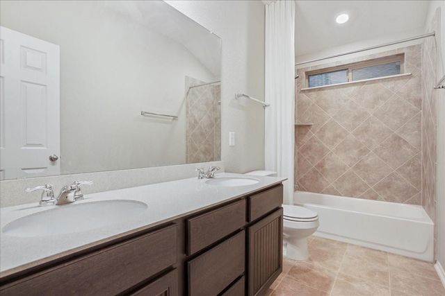 6313 Wagon Spring ST, Del Valle, TX 78617
