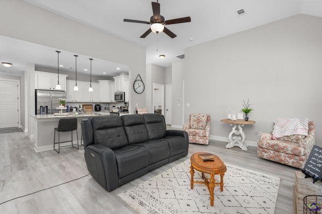 104 Abby Gail Lane, Perry, GA 31069