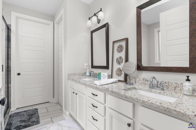 104 Abby Gail Lane, Perry, GA 31069