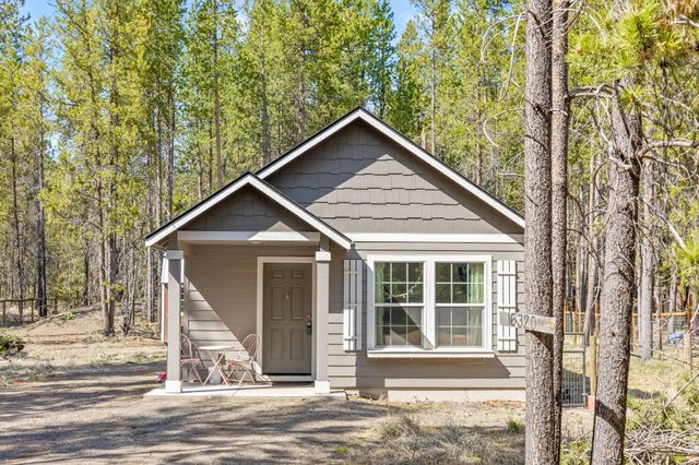 16320 Blacktail Lane, Bend, OR 97707
