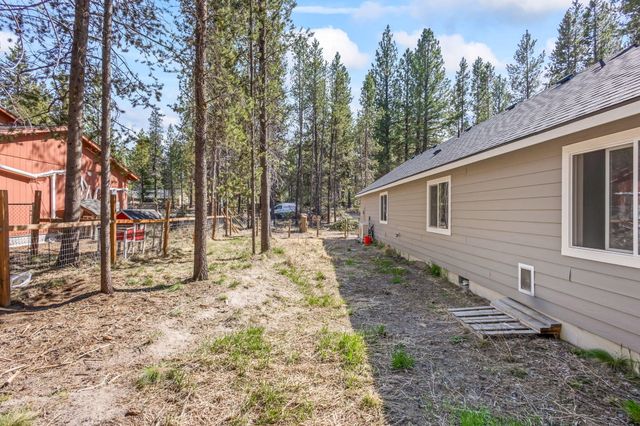 16320 Blacktail Lane, Bend, OR 97707