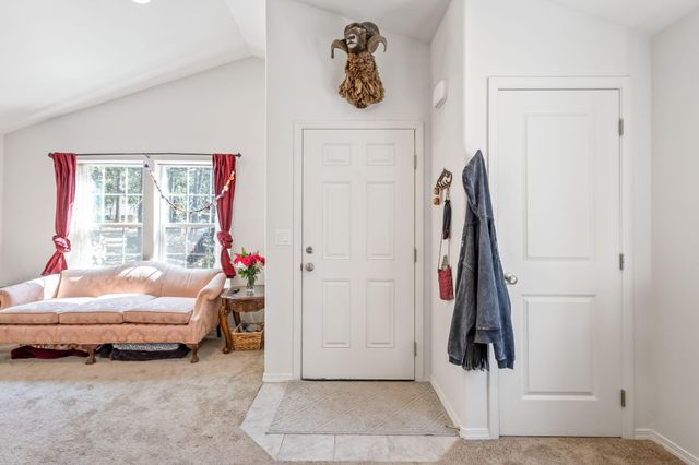16320 Blacktail Lane, Bend, OR 97707