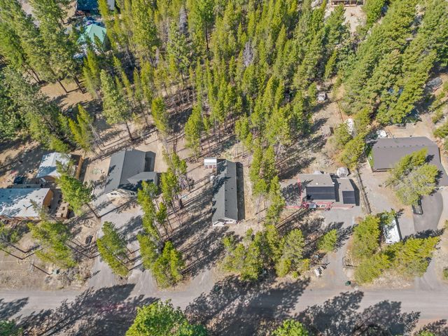 16320 Blacktail Lane, Bend, OR 97707