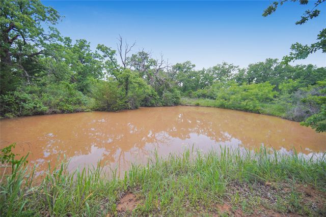290 Burwick Road, Jacksboro, TX 76458
