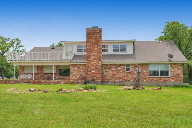 290 Burwick Road, Jacksboro, TX 76458