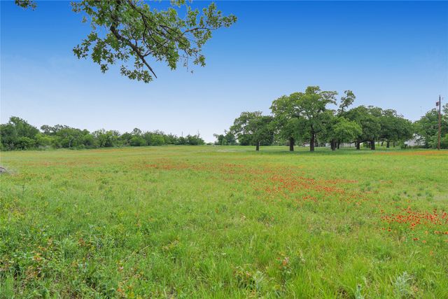 290 Burwick Road, Jacksboro, TX 76458