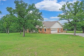 290 Burwick Road, Jacksboro, TX 76458