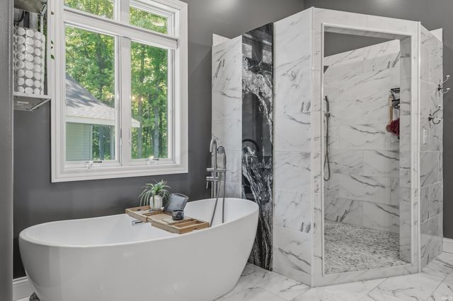 18111 Lima Road, Huntertown, IN 46748