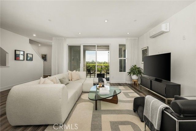 201 Lynx, Irvine, CA 92618