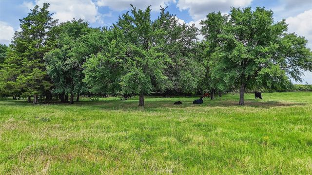 2869 Ranch Road, Whitesboro, TX 76273