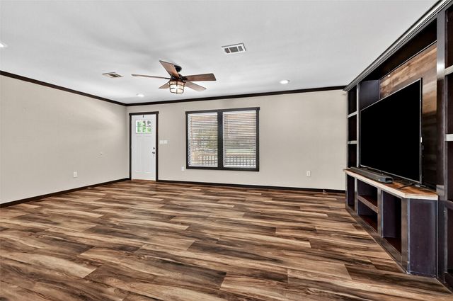 2869 Ranch Road, Whitesboro, TX 76273
