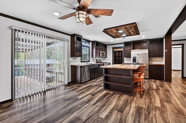 2869 Ranch Road, Whitesboro, TX 76273