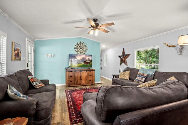 69 Key Largo Loop, Point Blank, TX 77364