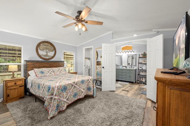 69 Key Largo Loop, Point Blank, TX 77364
