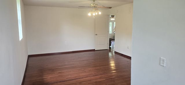 110 Dr Ibrahim Ln, Summertown, TN 38483