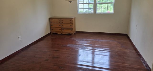 110 Dr Ibrahim Ln, Summertown, TN 38483