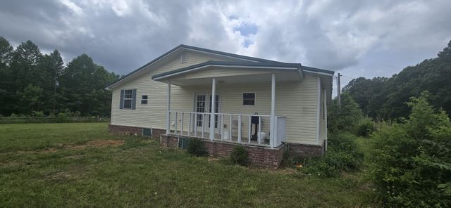 110 Dr Ibrahim Ln, Summertown, TN 38483